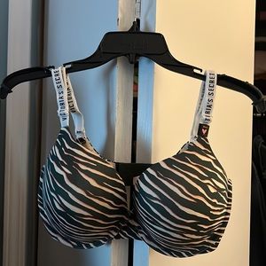 Victoria’s Secret T-Shirt push up bra full coverage